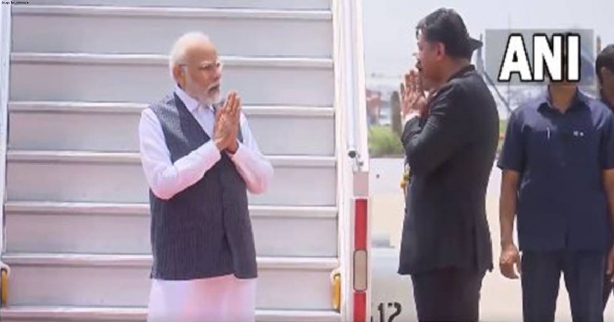 “Feel very grateful”: PM Modi gets rousing reception on arrival in national capital